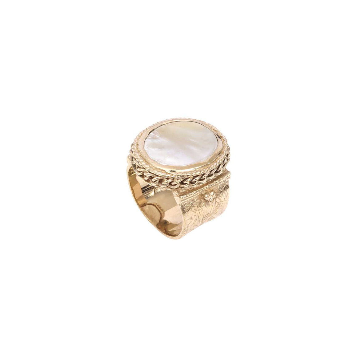JULIET OVALE Engraved White Mother-of-Pearl Signet Ring, 24k Gold-Plated