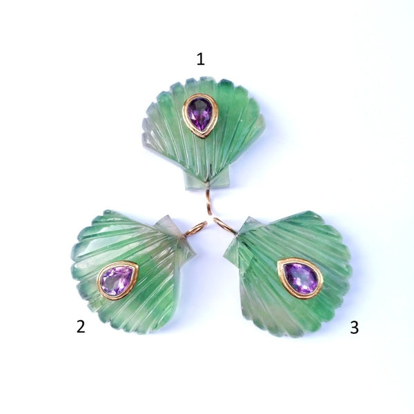 AMALFI Pendentif Coquillage sculpté Fluorite verte sertie Améthyste, argent plaqué or