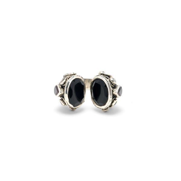 MAHARADJAH XL Bague Argent patiné, Onyx, Grenats