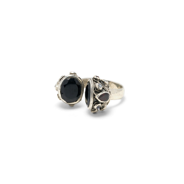 MAHARADJAH XL Bague Argent patiné, Onyx, Grenats