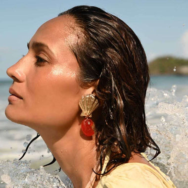 NAUTILUS Boucles d'oreilles clips Coquillage sculpté Cornaline et Coquillage doré