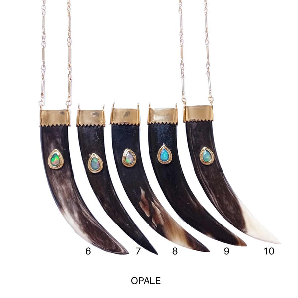 PHEBE Sautoir Corne naturelle sertie Citrine, Opale ou Grenat, doré 24 cts