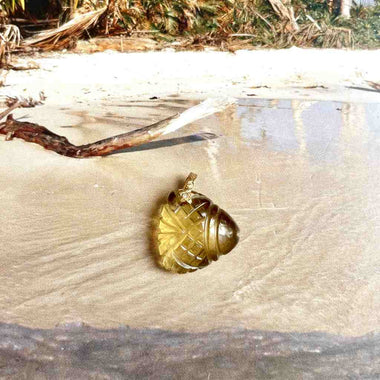 CHARM DISCUS Quartz lemon sculpté, bélière Diamants, Argent 925 plaqué or 24 cts
