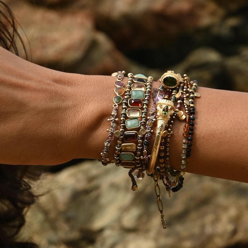 RAJAH Bracelet jonc Grenat et Quartz vert - plaqué or 24 cts