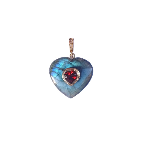 VALENTINE COEUR Charm Labradorite serti Grenat, Diamants, bélière ouvrable