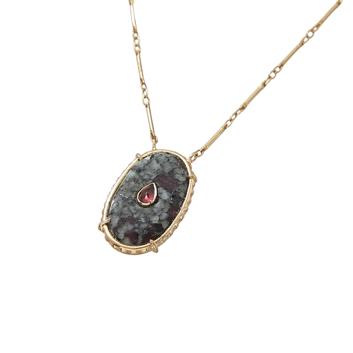 CHEEMA Collier Udolite sertie Grenat - Plaqué or 24 cts