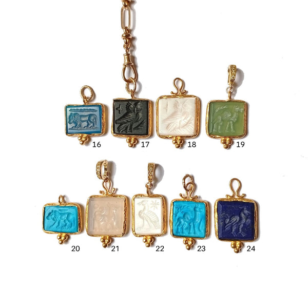 INTAGLIO Pendentif en pierre à Intaille, bélière au choix