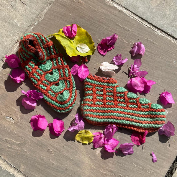 Chaussons en laine, plusieurs coloris disponibles